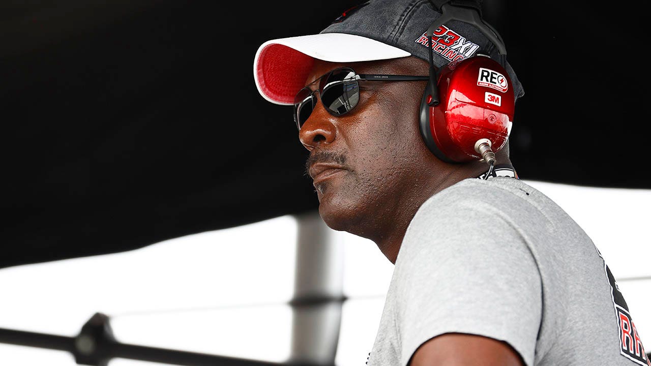 Michael Jordan testifies in federal antitrust lawsuit against NASCAR