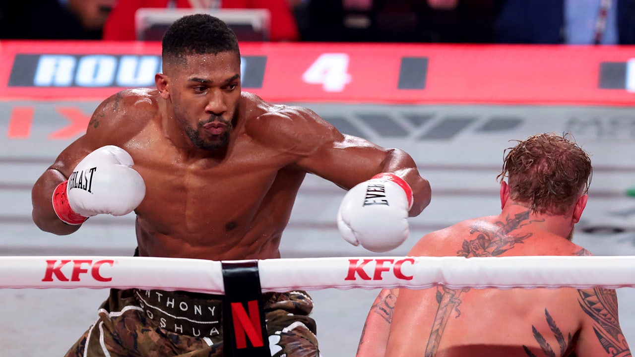 Anthony Joshua injured in fatal car crash