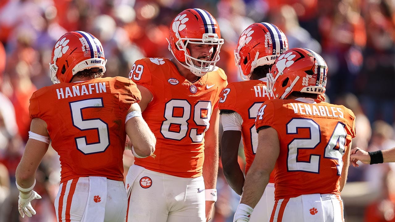 Clemson teased over fake punt miscue